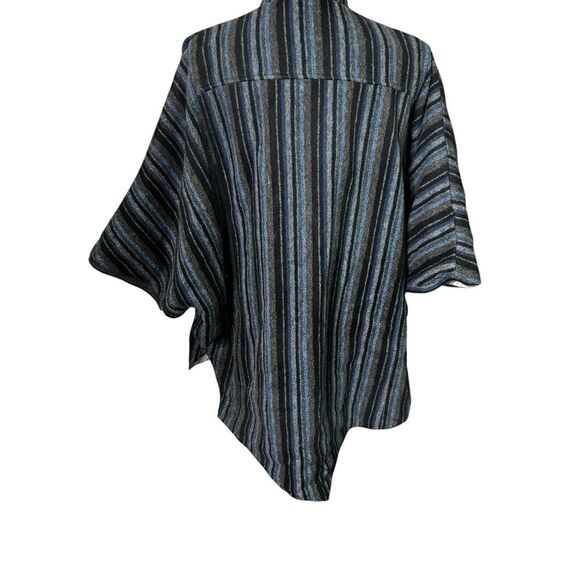 Vintage Wool Cape One Size Reversible Blue Cream Poplin Snap Close READ FLAWED - Picture 6 of 13